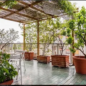 bb-la-stanza-di-mita.italymilanhotels.net/